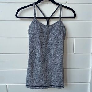 Lululemon Power Tank Top Black White Pattern Size 4 New Condition